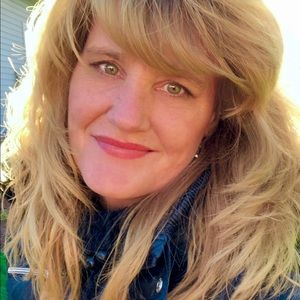 Meet your Posher, Melanie
